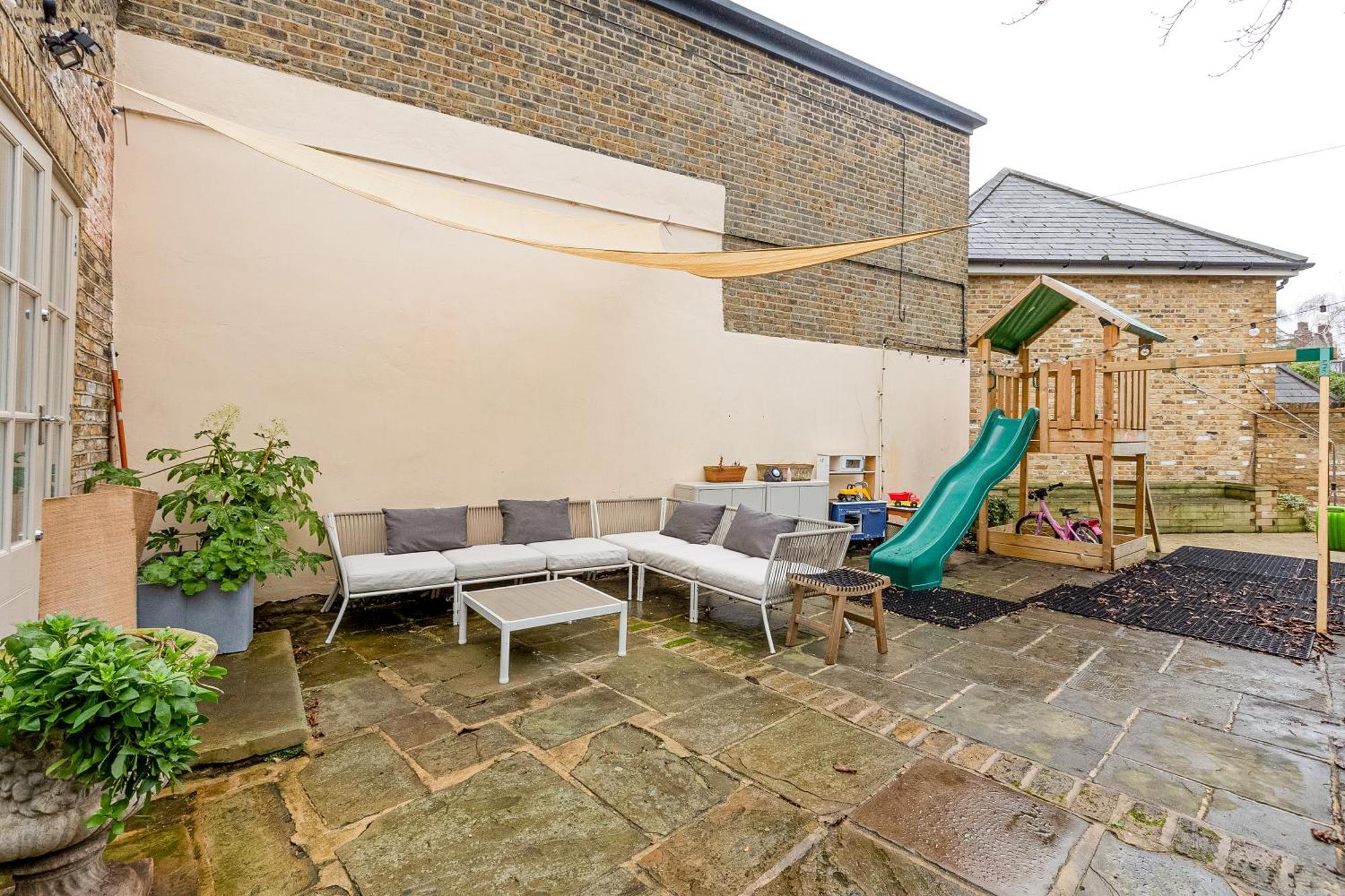 Appartamento 3br 3lvl Home, Garden & Parking, 5min Greenwich St